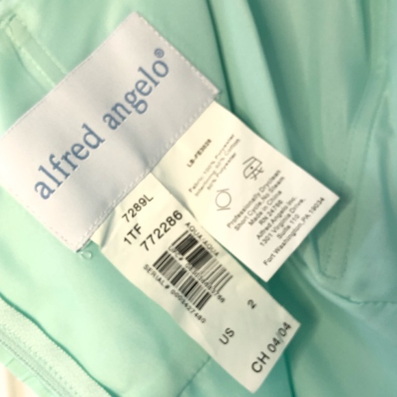 LIKE NEW Alfred Angelo Mint Sweetheart Gown - Picture 9 of 14